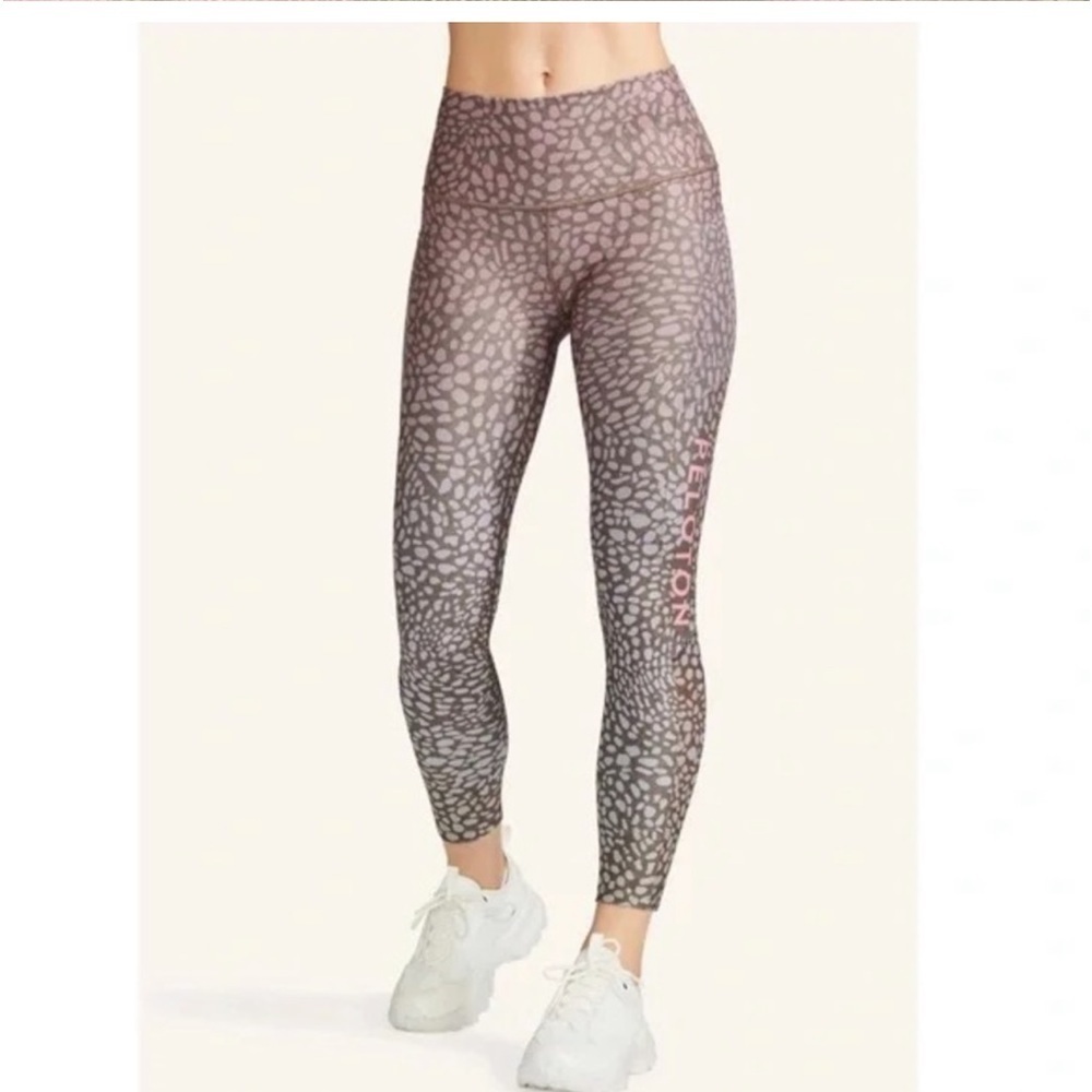 Peloton pink sage green and brown leggings size 2X